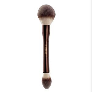 Hourglass Veil Dual Ended Powder Brush